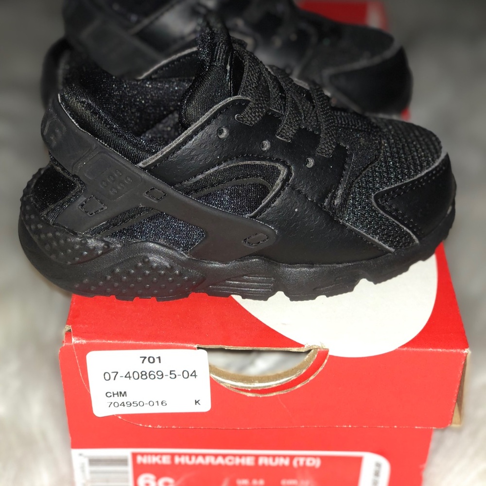 Black Nike Huarache Run Infant Toddler Sneaker